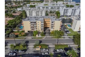 3545 Ne 167th St 308 North Miami Beach, FL 33160 - MLS#A11927165