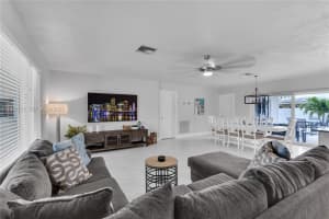 251 SE 8th St, Pompano Beach, FL 33060, - MLS#A11927171