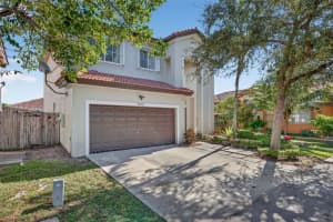 9002 SW 214th Ln, Cutler Bay, FL 33189, - MLS#A11927231