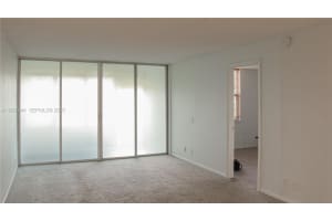 9421 Evergreen Pl APT 103, Davie, FL 33324, - MLS#A11927244