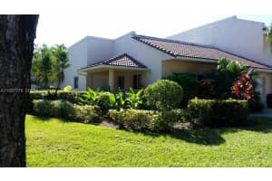 10136 Nw 43rd Ter 10136 Doral, FL 33178 - MLS#A11927276