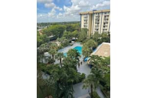 4550 NW 9th St #416e, Miami, FL 33126, - MLS#A11927283