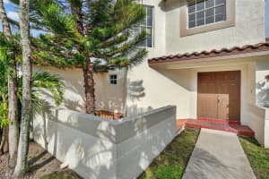 15591 SW 45th Terrace, Miami, FL 33185, - MLS#A11927308