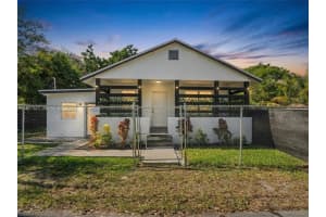 6318 Nw 19th Ct, Miami