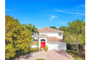 10829 Sw 232nd St, Miami