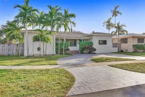 1102 Meadow Lark Ave, Miami Springs, FL 33166, - MLS#A11927337