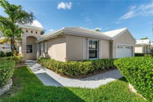 15230 Wilshire Way Pembroke Pines, FL 33027 - MLS#A11927344
