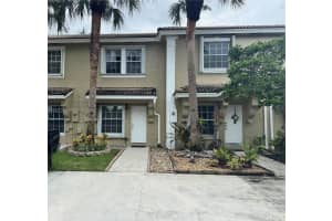 443 Sw 122nd Ter 443, Pembroke Pines