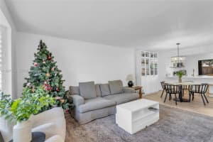 10080 SW 77th Ct, Miami, FL 33156, - MLS#A11927354