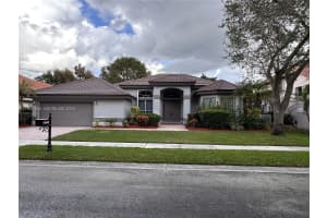 1081 Sw 156th Ave Pembroke Pines, FL 33027 - MLS#A11927355