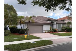 1081 Sw 156th Ave Pembroke Pines, FL 33027 - MLS#A11927355