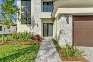 13023 Davie Oaks Dr Davie, FL 33325 - MLS#A11927374