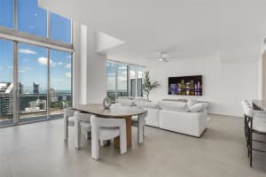 92 SW 3rd St APT 5204, Miami, FL 33130, Sold 01/23/26