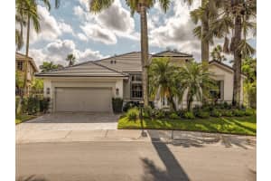 2396 Pheasant Ln Weston, FL 33327 - MLS#A11927431