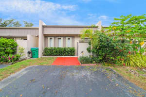 10629 74th Ter , Miami, FL 33173 - MLS#A11927456