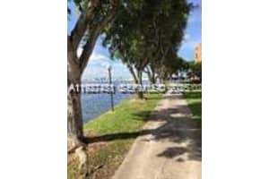 4705 NW 7th St Apt 204-7, Miami, FL 33126, - MLS#A11927458