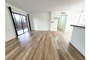 18815 NW 62nd Ave Apt 111-10, Hialeah, FL 33015, - MLS#A11927459