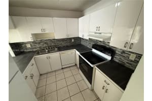 1900 W 68th St G308, Hialeah