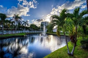 2669 S Parkview Dr Hallandale Beach, FL 33009 - MLS#A11927498