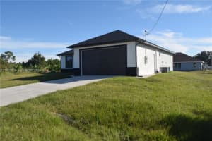 25th St W, Lehigh Acres, FL 33971, - MLS#A11927535