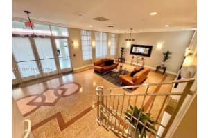 7326 Collins Ave Apt 304, Miami Beach, FL 33141, - MLS#A11927542