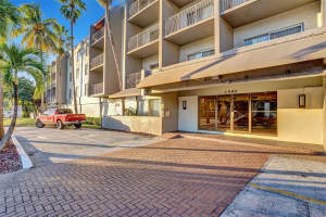 1595 NE 135th St #334, North Miami, FL 33161, - MLS#A11927634