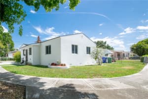 4701 Nw 10th Ave, Miami 4701 Nw 10th Ave, Miami