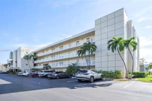 324 SE 10th St APT 203, Dania Beach, FL 33004, - MLS#A11927731