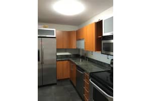 10431 N Kendall Dr D106, Miami