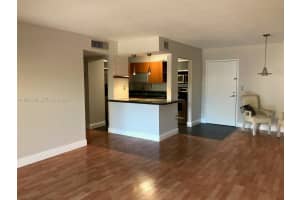 10431 N Kendall Dr APT D106, Miami, FL 33176, - MLS#A11927748