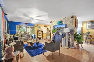 251 W Hemingway Cir, Margate, FL 33063, - MLS#A11927773