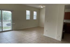 11201 Nw 83rd St 205 Doral, FL 33178 - MLS#A11927775