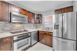 9431 Live Oak Pl 205, Davie