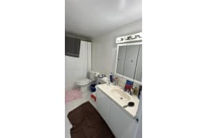 905 Brickell Bay Dr 1530 Miami, FL 33131 - MLS#A11927809