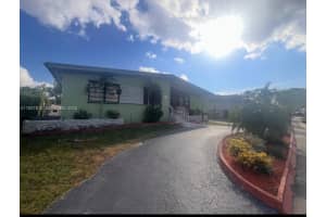 8220 Sw 29th St, Miami 8220 Sw 29th St, Miami