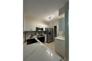 8000 N Nob Hill Rd 101 Tamarac, FL 33321 - MLS#A11927826