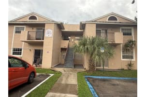 1971 Nw 96th Ter 9g, Pembroke Pines