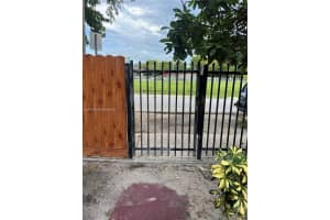 1581 Ne 117 St Miami, FL 33161 - MLS#A11927844