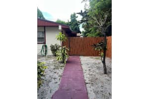 1581 Ne 117 St Miami, FL 33161 - MLS#A11927844