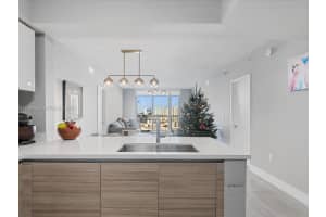 300 Sunny Isles Blvd 4-1405 Sunny Isles Beach, FL 33160 - MLS#A11927882