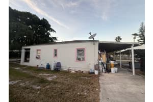 3090 Nw 33rd St Miami, FL 33142 - MLS#A11927890