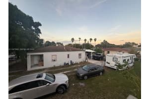 3090 Nw 33rd St Miami, FL 33142 - MLS#A11927890