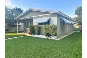 1915 Mayo St Hollywood, FL 33020 - MLS#A11927891