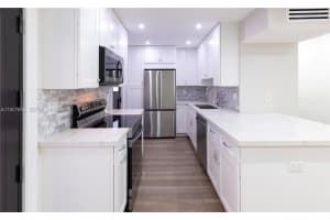 6855 Edgewater Dr 1ds Coral Gables, FL 33133 - MLS#A11927893