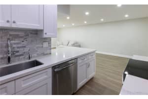 6855 Edgewater Dr 1ds Coral Gables, FL 33133 - MLS#A11927893