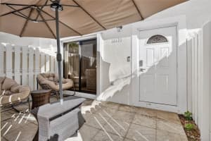 10121 Nw 33rd St Sunrise, FL 33351 - MLS#A11927899