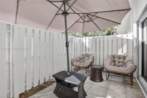 10121 Nw 33rd St Sunrise, FL 33351 - MLS#A11927899