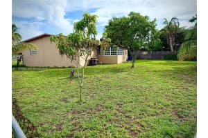 701 Nw 176th Ter Miami Gardens, FL 33169 - MLS#A11927956