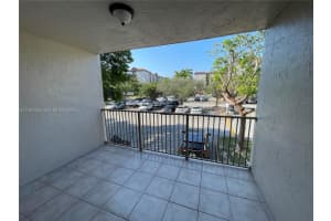 15201 Sw 80th St 206, Miami