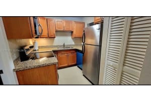 MLS# A11927973, Hollywood, Florida 33020